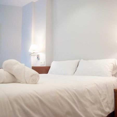 Apartamentos Dr28 A 250 M De La Playa フエンヒロラ エクステリア 写真