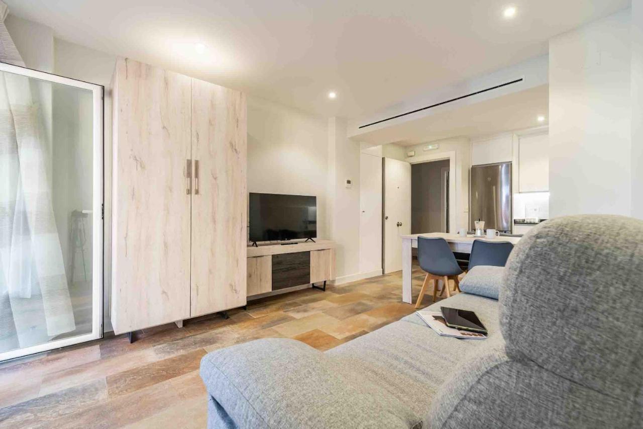 Apartamentos Dr28 A 250 M De La Playa フエンヒロラ エクステリア 写真