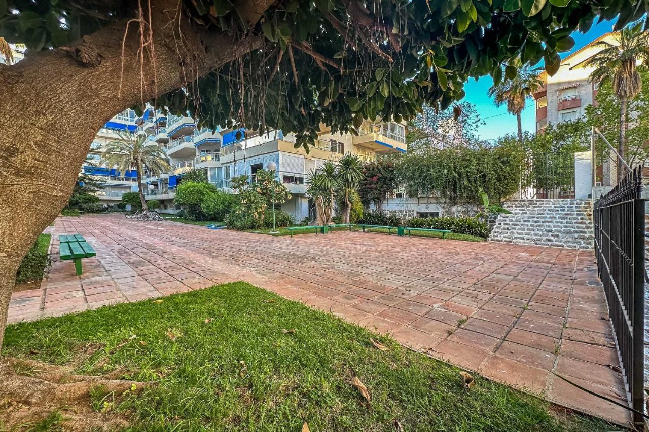 Apartamentos Dr28 A 250 M De La Playa フエンヒロラ エクステリア 写真