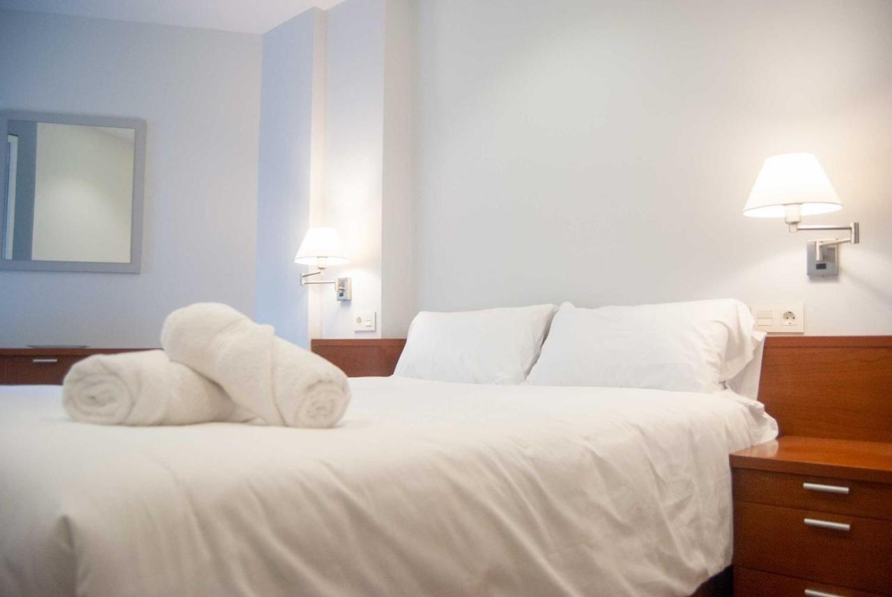 Apartamentos Dr28 A 250 M De La Playa フエンヒロラ エクステリア 写真